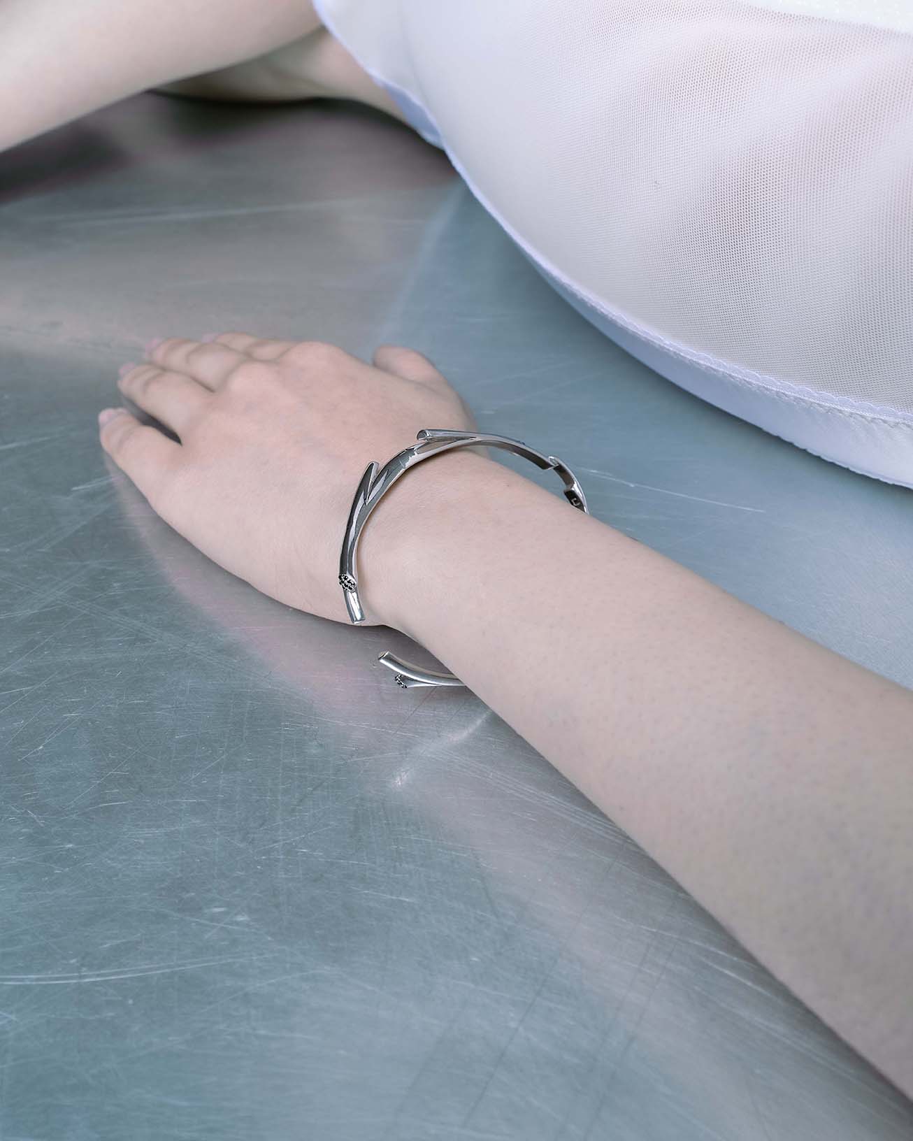 MERGE CUFF